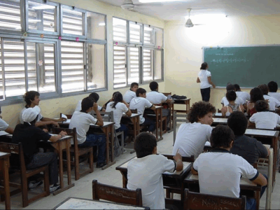 Afirman que bajan burocracia en el sistema educativo 