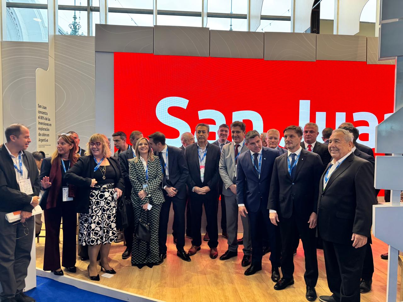 Gobierno anuncia cambios en la forma de otorgar concesiones de áreas mineras