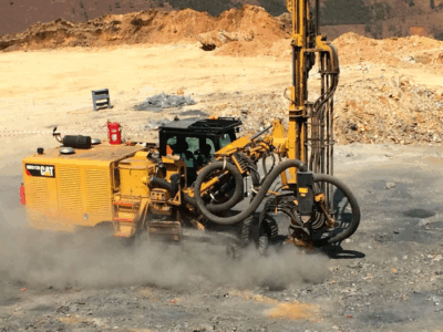 Licitación internacional sin exclusividad para locales 