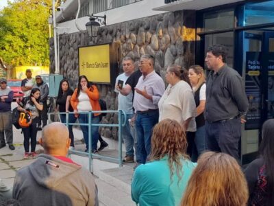 “Éramos tan pobres…”: en Valle Fértil pagarán el bono en cuatro cuotas