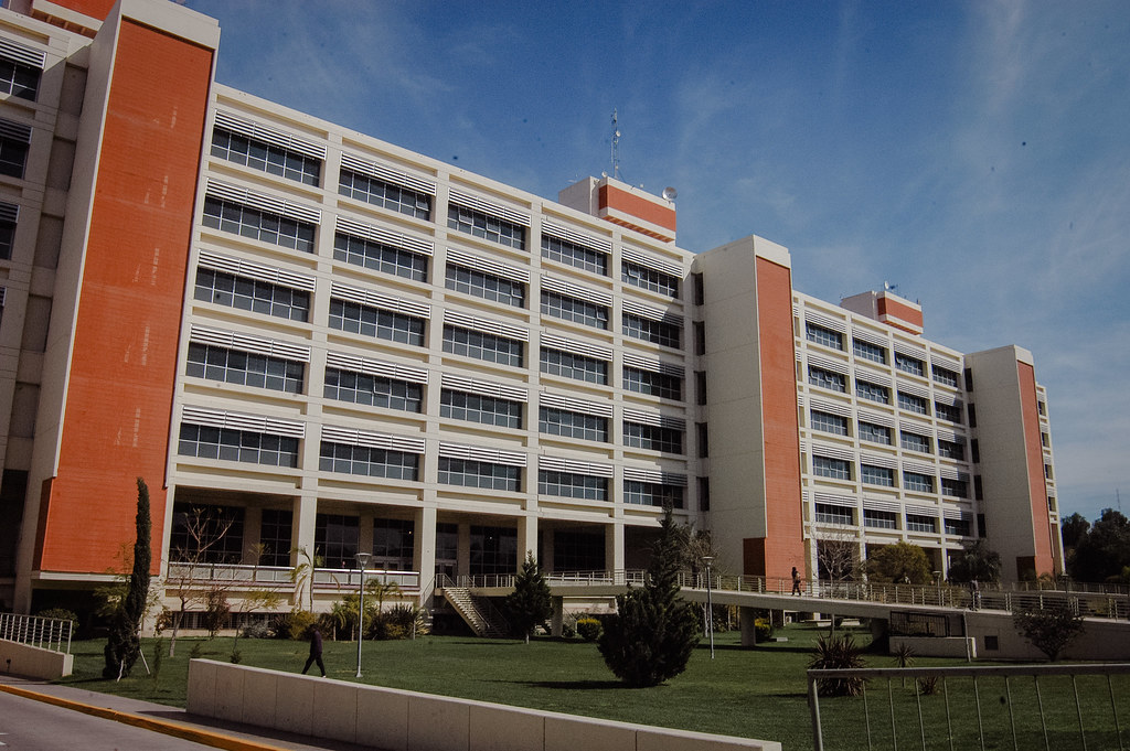 San Juan: allanaron a Infraestructura por presunta defraudación y falsificación de firmas en la gestión de Uñac