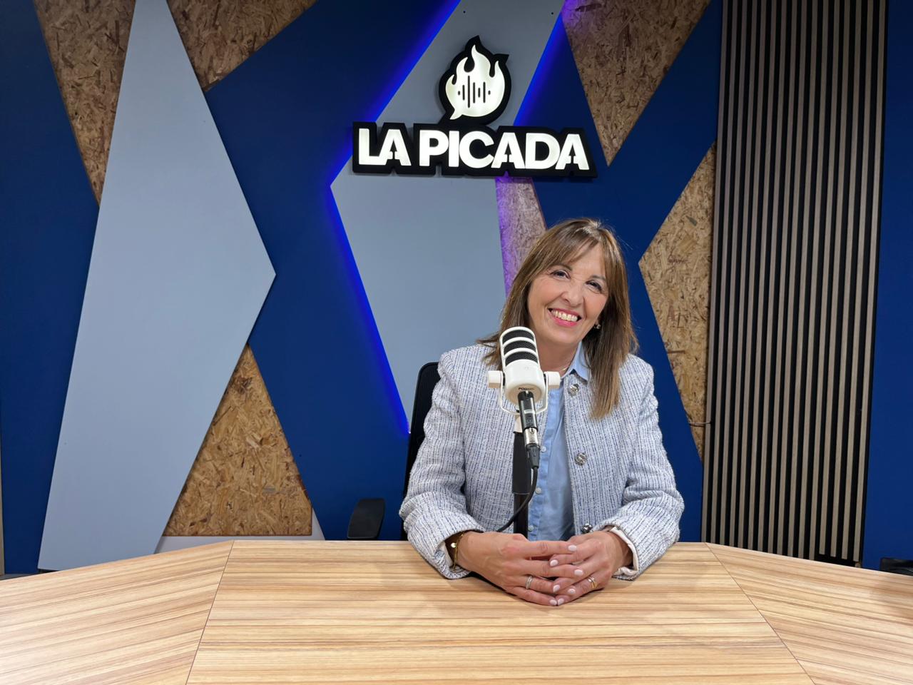 Susana Laciar impulsa incentivos para que las uniones vecinales mejoren la recaudación