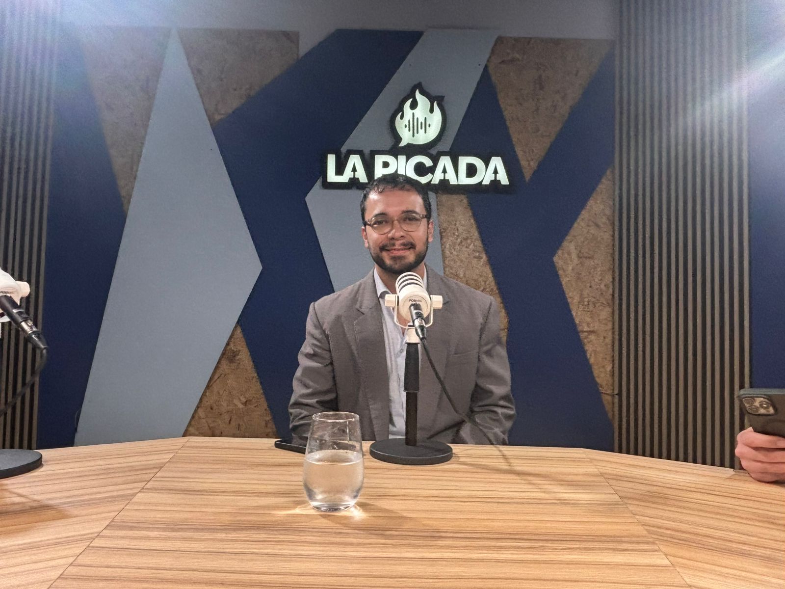 Castro salió al cruce de la tributaria en Caucete y denunció aumentos de hasta 7.500%