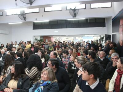 Fernández admitió fallas en la comunicación y explicó por qué el oficialismo reúne a su dirigencia