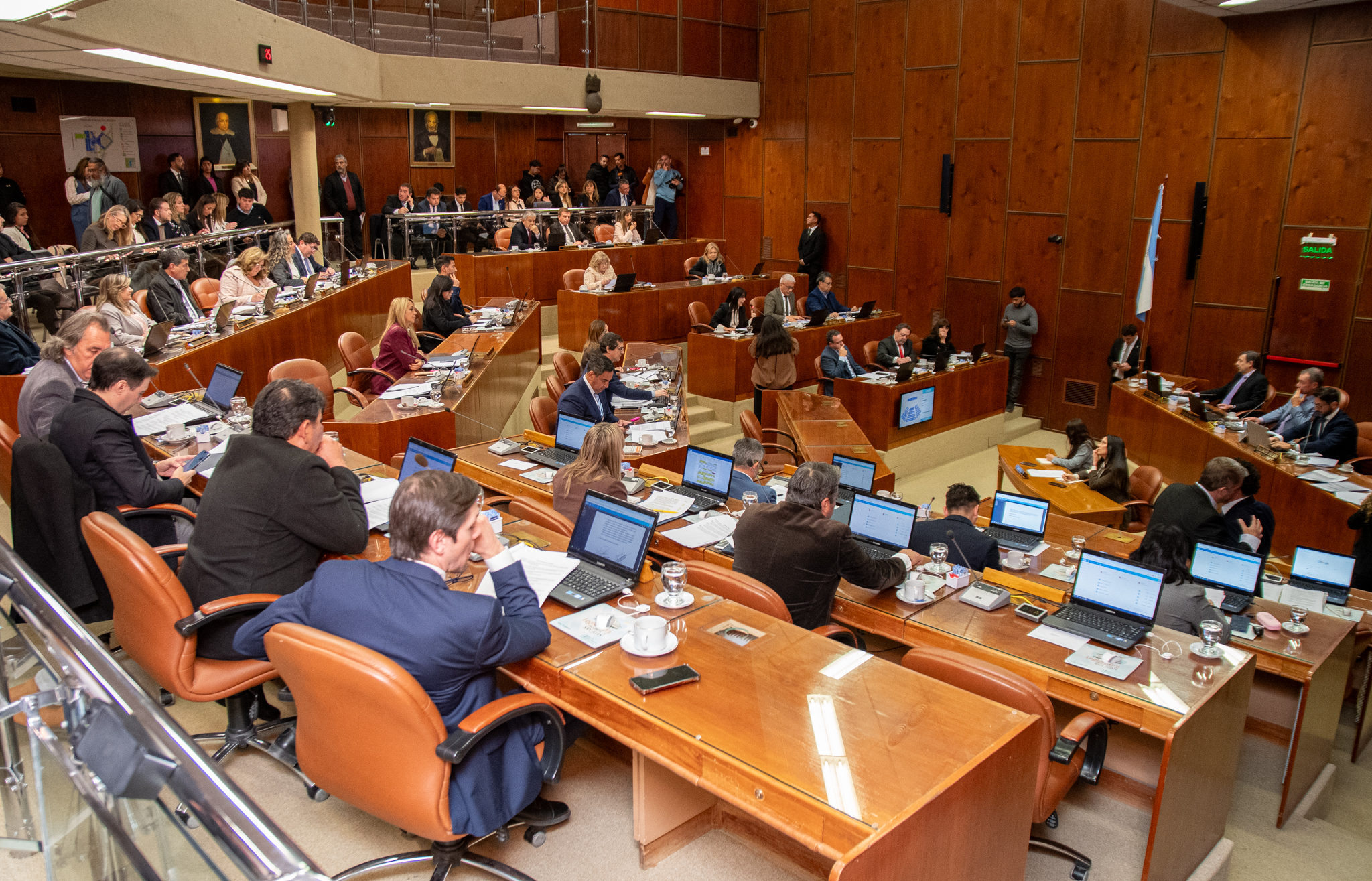 Una exención para Rivadavia desató un inesperado cruce entre el oficialismo y el peronismo en Diputados