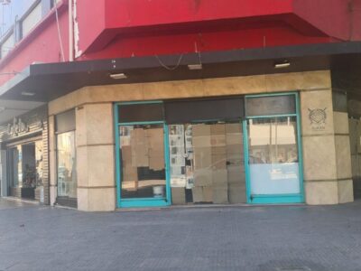 El centro sanjuanino se queda sin comercios: persianas bajas y hasta esquinas “embrujadas”